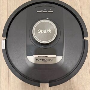 Shark Black Robotic Vacuum Cleaner